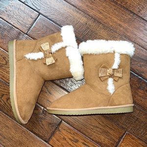 Brand New Without Box Girl’s Sonoma boot